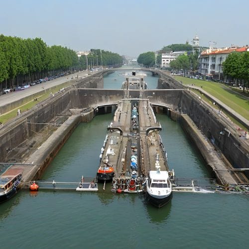 A large navigation lock allowing ships to load up their cargo before continuing onward.